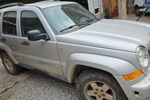 jeep Cherokee 2.8 crd 2005 automatico
