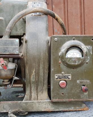 gruppo elettrogeno militare 220v/12v/6v