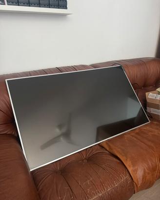 LCD LG 49”