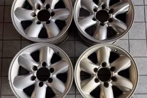 4 Cerchi in lega R16 Nissan Terrano 2ª serie (R20)
