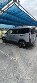 Ford courier 