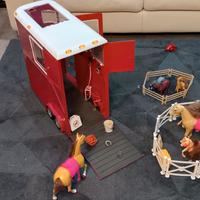 Gioco camper + ambulanza per cavalli