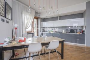 TRILOCALE RISTRUTTURATO SITO AL SETTIMO PIANO