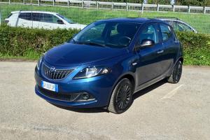 Lancia Ypsilon 1.0 70Cv FireFly 5 porte Hybrid Sil
