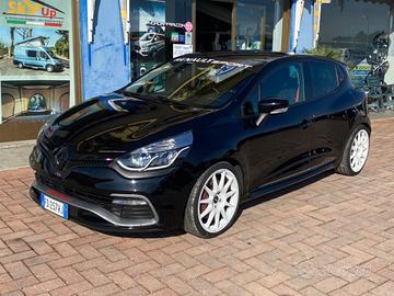 RENAULT Clio TCe 220CV EDC 5 porte Energy R.S. T