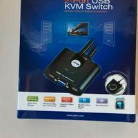 Aten CS22U KVM Switch 2-> 1 USB
.