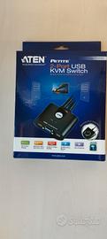 Aten CS22U KVM Switch 2-> 1 USB
.