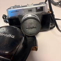 Minolta HI-MATIC 9. Fotocamera anni 60/70