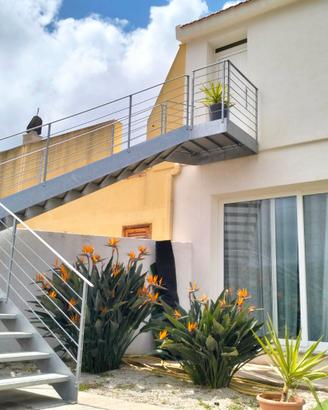Appartamento al primo piano sul mare