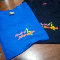 Stock magliette con logo per feste