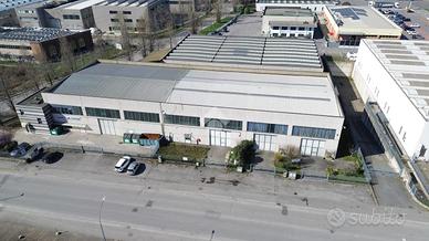 MAGAZZINO A LONATO DEL GARDA