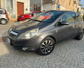 Opel Corsa 1.3 MJT 75 CV
