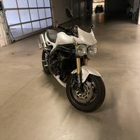 Triumph Speed Triple 1050