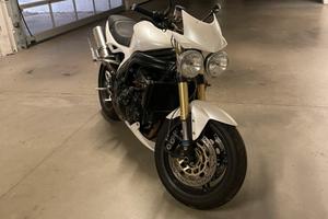 Triumph Speed Triple 1050