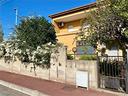 villetta-caposchiera-con-cortile