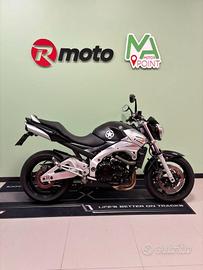 Suzuki GSR 600