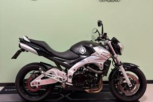 Suzuki GSR 600