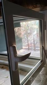 1 Porta-finestra  +  2 finestre  / anticorodal