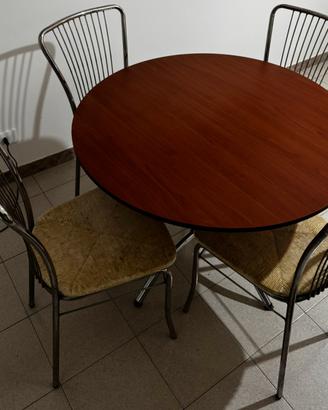 Tavolo rotondo cucina compreso di sedie