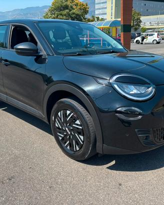 Fiat 600 Hybrid 110 CV DCT MHEV La Prima