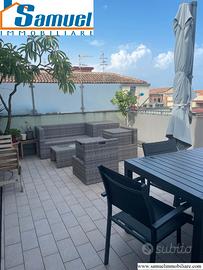 Riposto, elegante con terrazzi (CT)