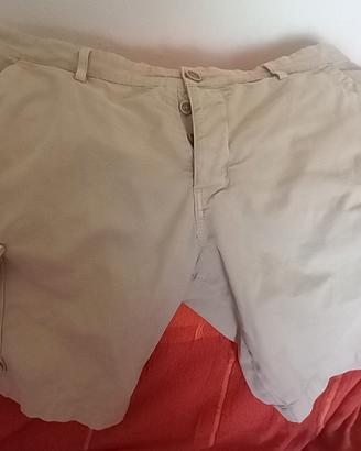 pantaloncini color crema