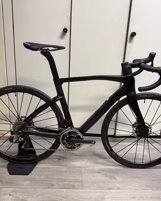 Pinarello F7 Sram red AXS 12v ruote carbon