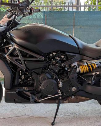 Ducati X Diavel Dark 1260 Km 10268 anno 2022