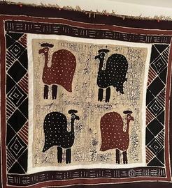 BATIK TANZANIA : LUNGHEZZA 96 cm. ALTEZZA 92 cm.