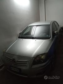 TOYOTA Avensis 2.2 D-4D 16V