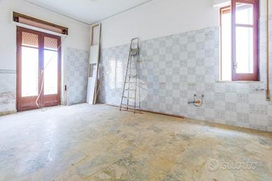 4 LOCALI A VILLABATE