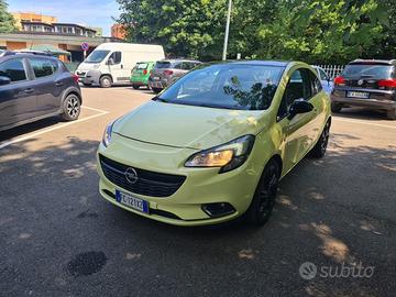Opel Corsa 1.2 Coupé b-Color