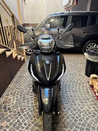 Piaggio  Beverly 310