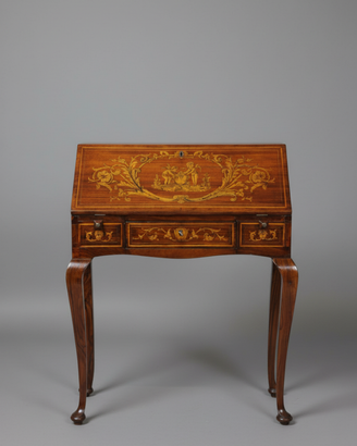 Ribaltina,scrittoio da centro,della fine ottocento