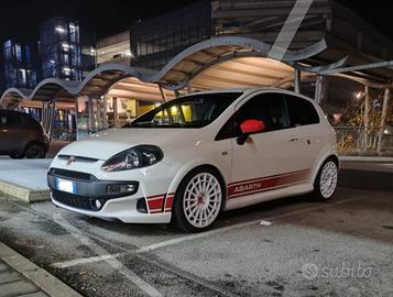 ABARTH PUNTO EVO ESSEESSE
