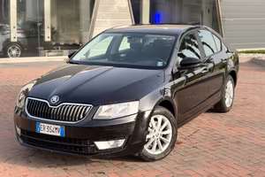 Skoda Octavia 1.6 TDI 2013 Elegance BERLINA