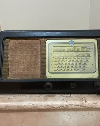 RADIO CGE 1005