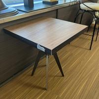 Tavolo in legno e ferro