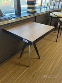 Tavolo in legno e ferro