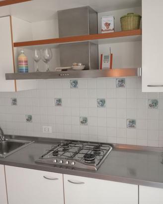 Cucina 325 cm legno e acciaio inox