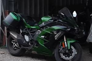 Kawasaki h2 sx se