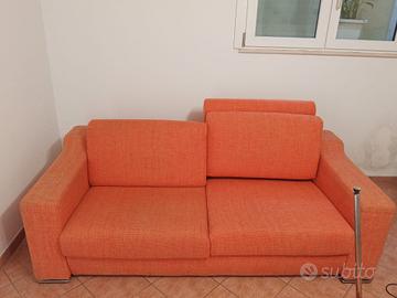 DIVANO in tessuto sfoderabile 