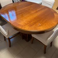 TAVOLO ALLUNGABILE IN LEGNO