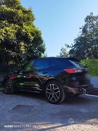 Ford kuga 2022