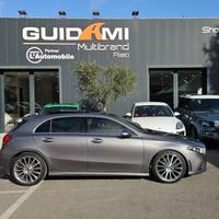 Mercedes-Benz A180d auto Premium "STRAFULL"