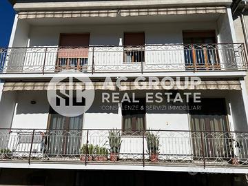 Solaro - ampio quadrilocale in bifamiliare