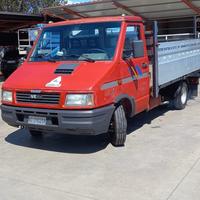 Trattore Iveco Daily 35.8 cassonato perfetto super