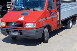 Trattore Iveco Daily 35.8 cassonato perfetto super