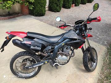 Moto Derbi Senda 125