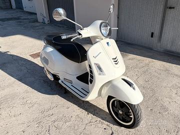 Vespa GTS 300 i.e. Super ABS-ASR 2014
